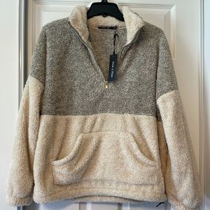 Super soft, warm, and comfortable size M pullover